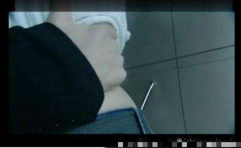 吴秀波是吻戏高手！吻海清一半脸都覆盖，吻姚晨胡子竟被吸进去！