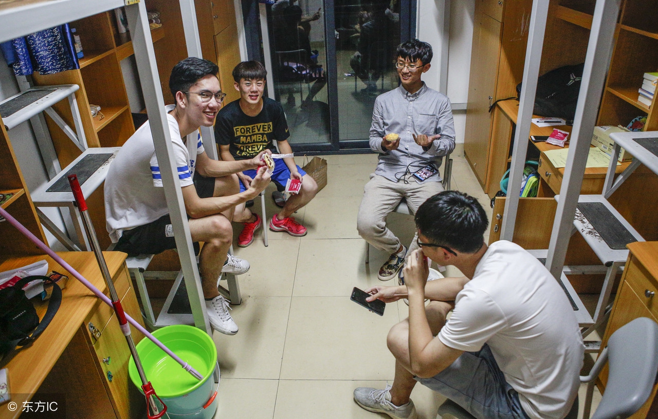 家长送孩子上大学，有七件事需要注意，尤其是第五件