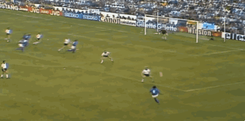 西德拿过几次世界杯冠军（他曾被禁赛两年，复出后立即为意大利队夺得世界杯！）