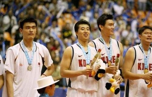 姚明拿过金牌吗（你知道吗？姚明没有亚运会金牌！16年前因为韩国黑哨无缘）