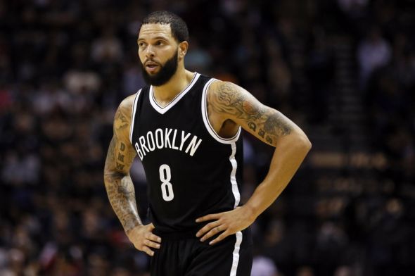 nba球衣为什么都因姓氏（为何叫NBA球星都喊他们的姓，而科比喊的是名？）