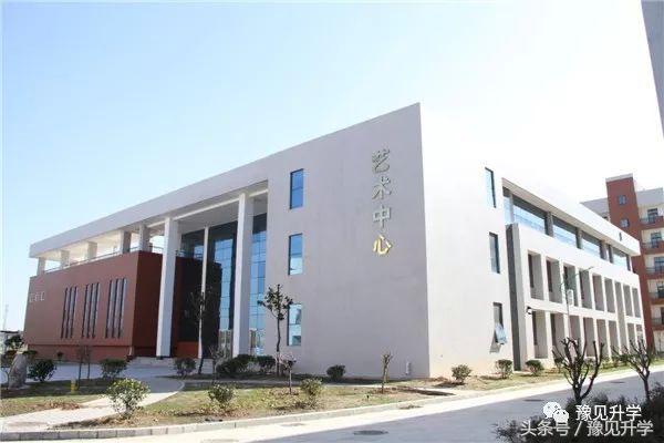 与郑州一中一校两区！郑州高中名校系列：郑州龙湖一中