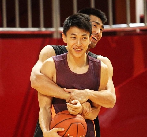 中国篮球队谁最帅(中国男篮现役最帅的五个球员!