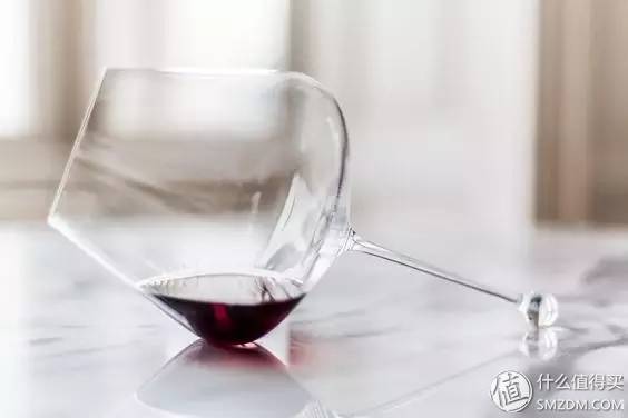 如何挑到实用的居家红酒杯
