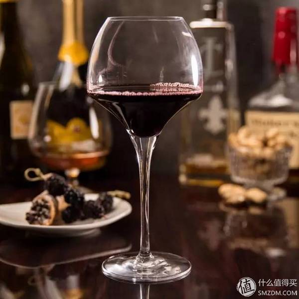 如何挑到实用的居家红酒杯