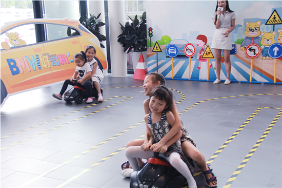 长沙瑞宝2018第3季BMW儿童交通安全训练营结课