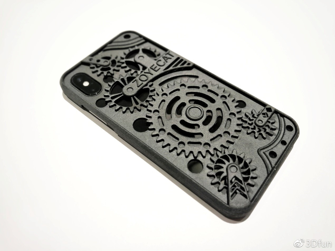 3D print custom mobile phone case, young people must be different