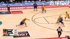 科比是从梦几队开始的（科比第一次加入美国梦之队的时候，都干了些什么好事？）