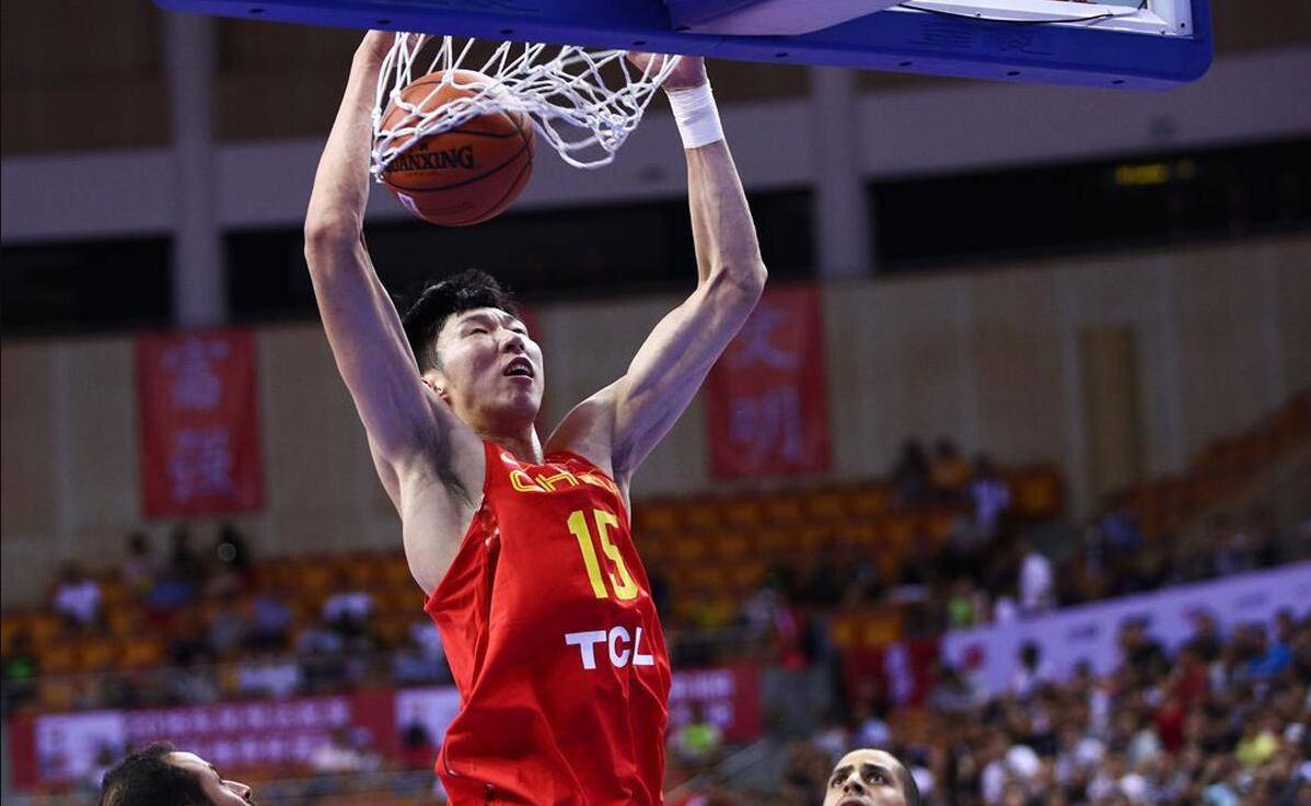 nba球星罚球为什么会旋球(周琦暴露一投篮问题？技术动作不够细腻，这个毛病该不该纠正？)