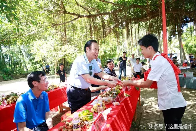 波哥今年又写了好多升学联……祝贺儋州学子金榜题名！
