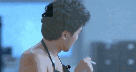 周星驰身患孤独绝症：我让全世界笑过，可自己却开心不起来