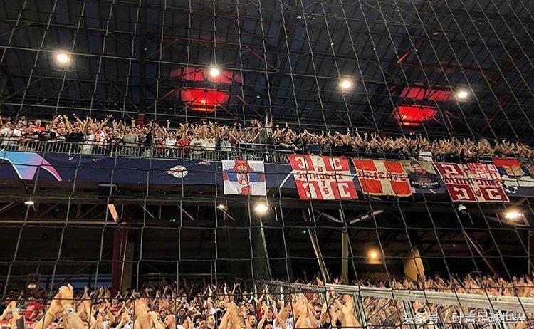 为什么92年欧冠豪门都没来（老牌豪门时隔26年杀回欧冠！球迷疯狂了，涌入球场扒光球衣）