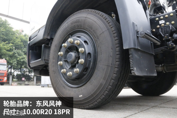 5.8米中卡配230马力发动机，东风新天锦也有DPF车型了