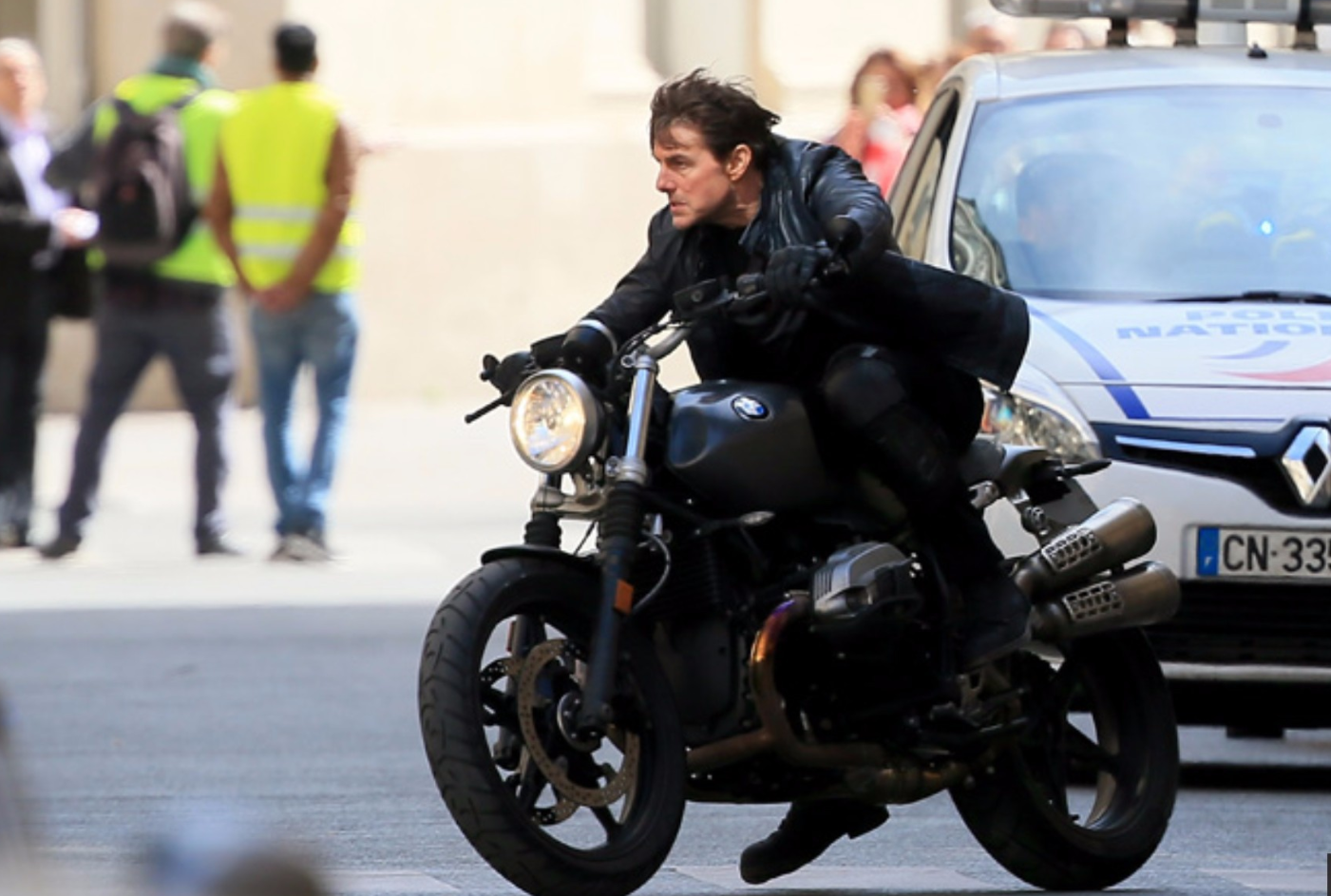 碟中谍5宝马摩托(让肾上腺爆发的极速魅影) - 四帝国车市