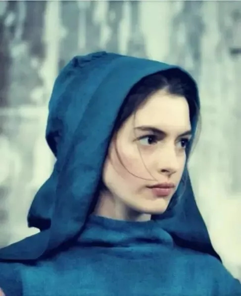 《悲惨世界》里,她是命运凄惨的悲情女子芳汀;《断背山》里,她是作风