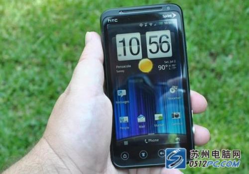 htc g17是htc首款3d智能手机,它配备了两个500万像素的摄像头,可拍摄