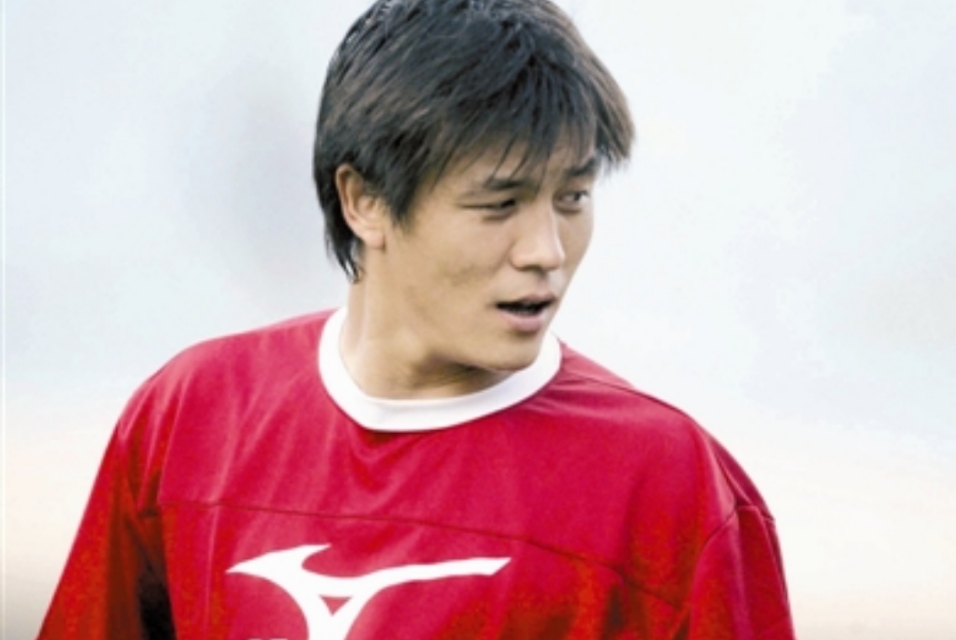 足球张玉宁现状(前国脚张玉宁近况:与妻子离婚后至今单身 曾带孩子