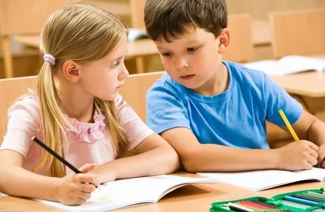 开学了，该不该让孩子住校呢？深圳最全的寄宿学校表献给你！