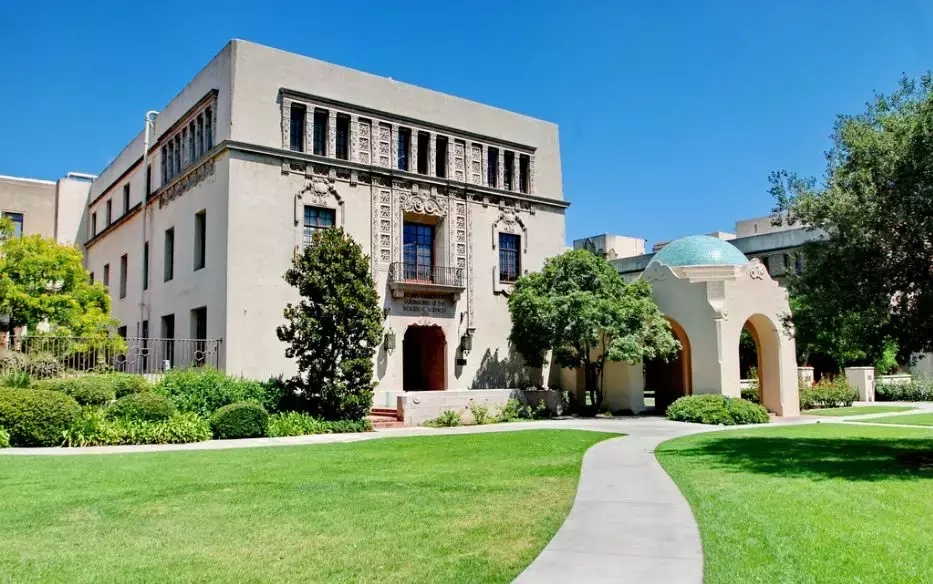 想留美发展？这25所实习机会最多的院校是首选