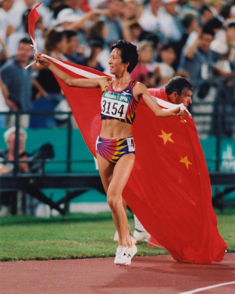 1993年全运会田径成绩单(中国田径4大历史时刻：刘翔12秒88，苏炳添9秒92，男子接力37秒92)