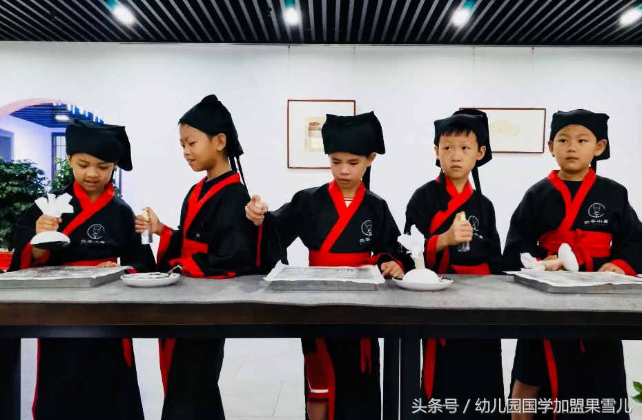 国学幼儿园从命门穴开启（果雪儿幼儿园国学教师培训心得体会）