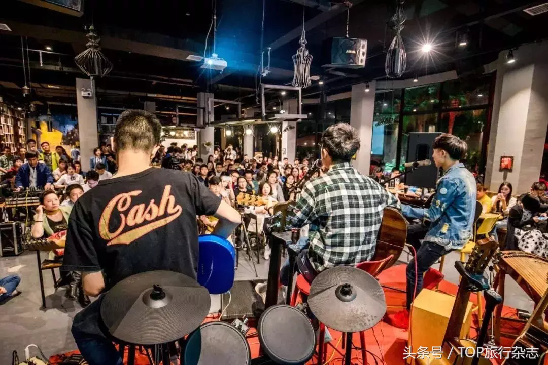 每个大学城都有宝藏地，这家拥有吉他和猫狗双全的神仙日子……