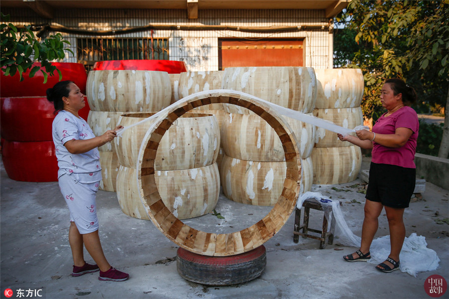 揭秘中国制鼓第一村 200多家制鼓作坊 大鼓屡获世界吉尼斯记录