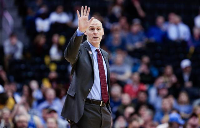 nba為什么禁止使用聯防（聯防這么常用的戰術，NBA教練竟然不安排球員使用？原因在這里）