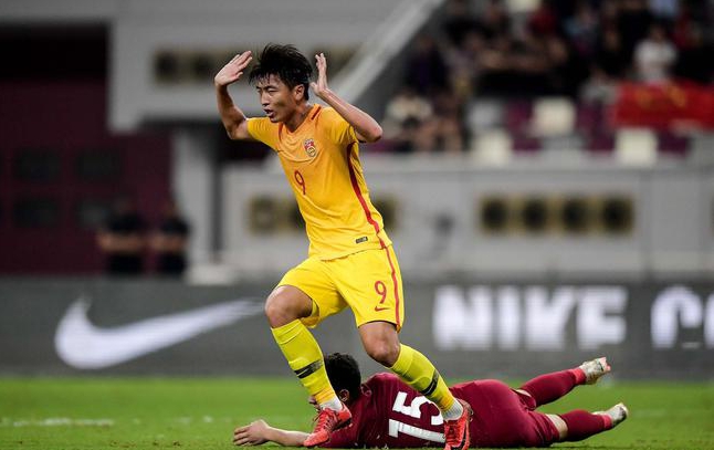 中超为什么老是输球（国足到底为什么输？杨旭赛后曝输球内情，中超根本就是虚假繁荣！）-趣拿体育