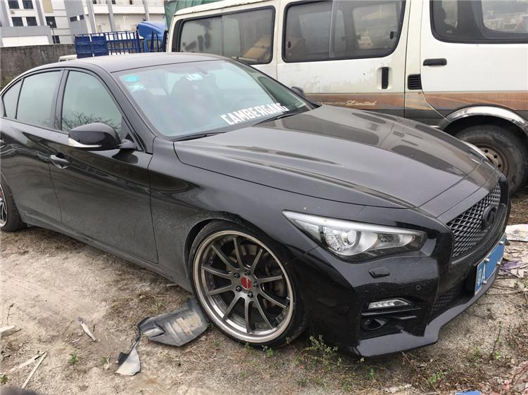 英菲尼迪q50轻改日系黑武士,有女友支持玩车才是人生赢家!