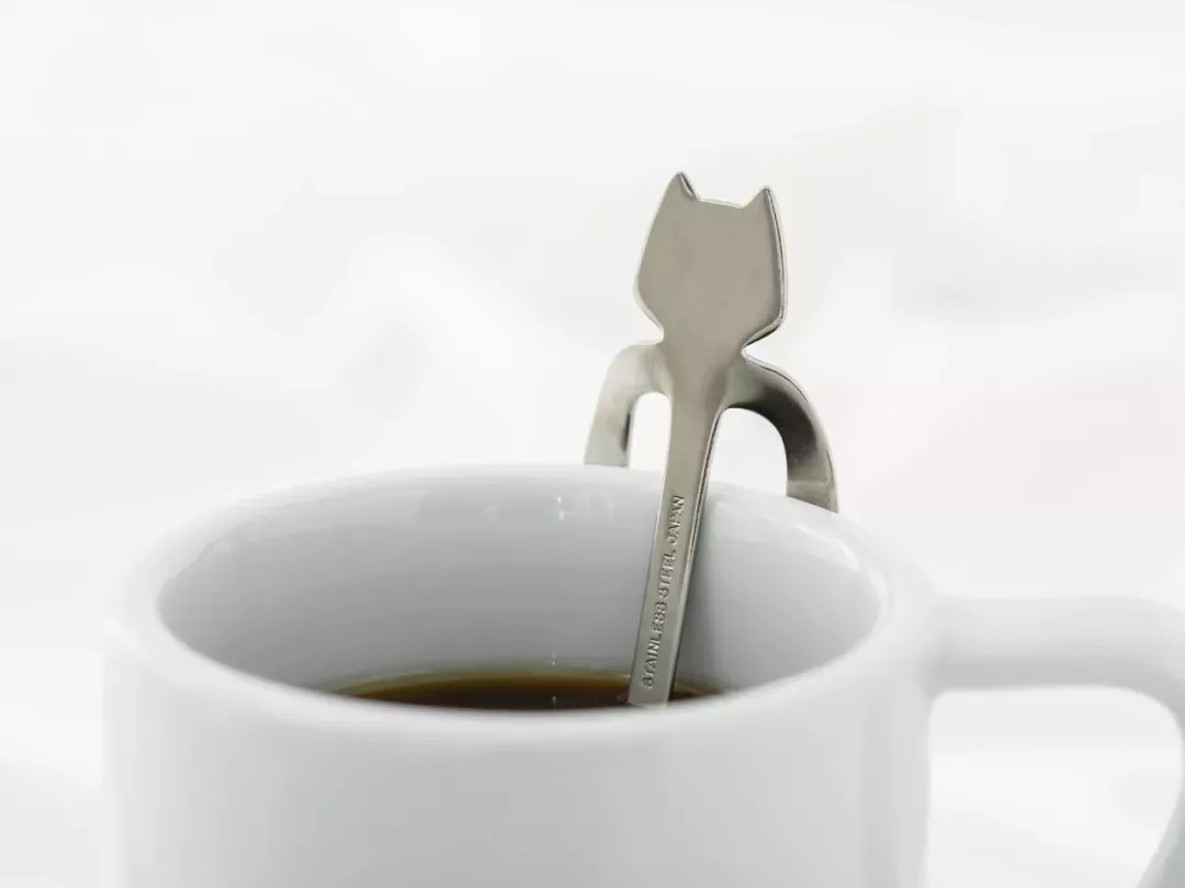 你喝的每杯咖啡，都缺少一把漂亮的勺子