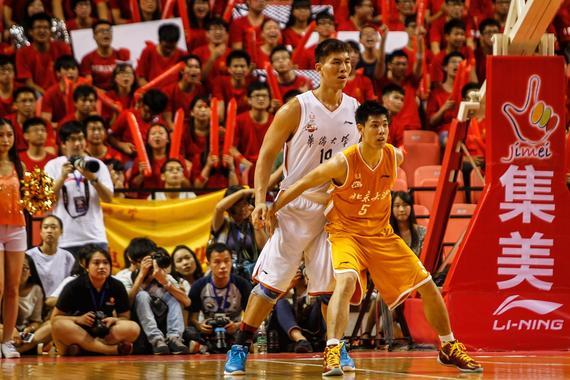 张鸿林为什么不参加cba（卧推190kg，堪比詹姆斯的铁牛张鸿林为何无缘CBA？）