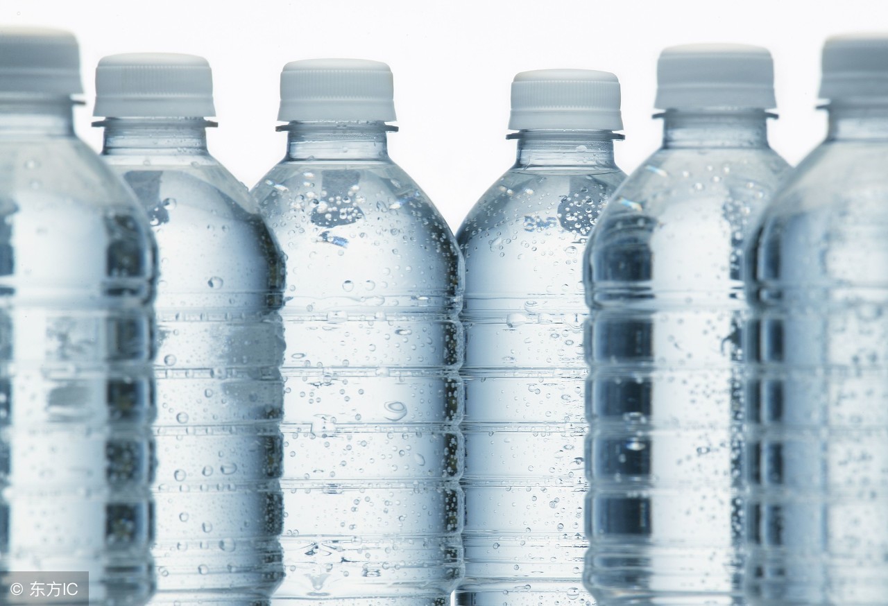 bottled water 瓶装水mermaids do not drink any brand of bottled