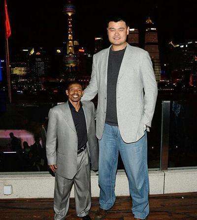 nba矮球员有哪些(NBA5大“小矮人”球星排名，小托马斯上榜 第1身高仅有1.6米)