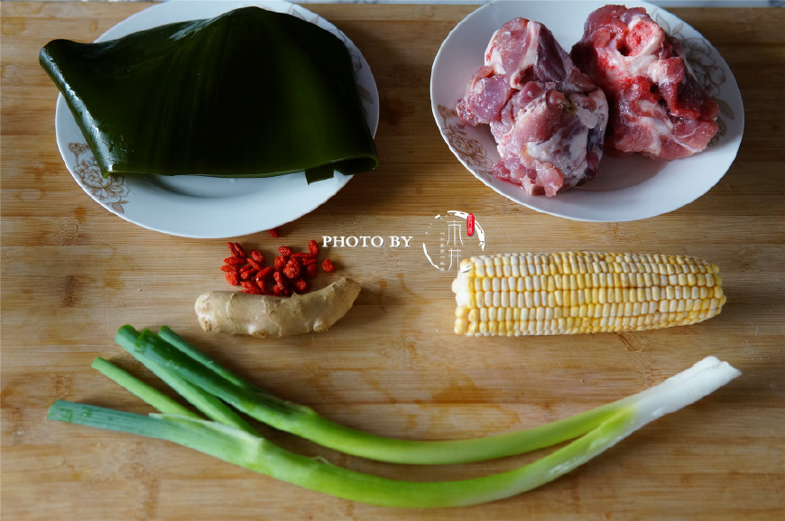 入秋多喝汤，从基础的紫菜蛋花汤说起，学做5道拿手好汤