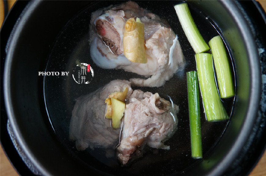 入秋多喝汤，从基础的紫菜蛋花汤说起，学做5道拿手好汤