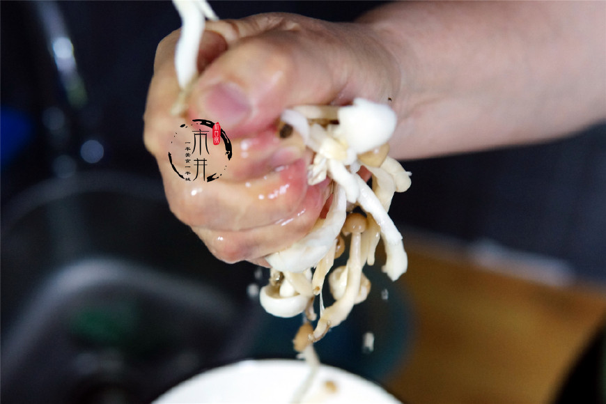 入秋多喝汤，从基础的紫菜蛋花汤说起，学做5道拿手好汤