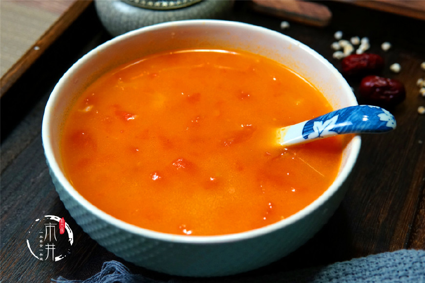 入秋多喝汤，从基础的紫菜蛋花汤说起，学做5道拿手好汤