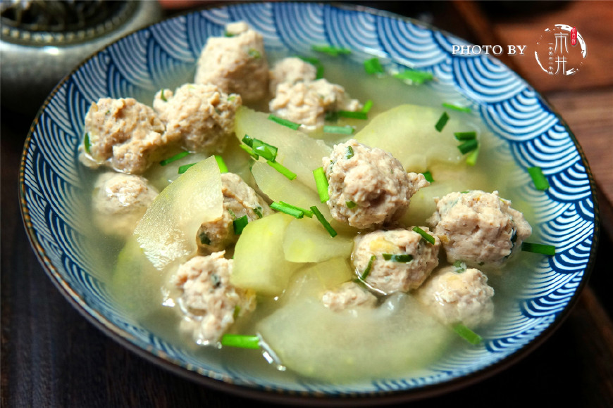 入秋多喝汤，从基础的紫菜蛋花汤说起，学做5道拿手好汤