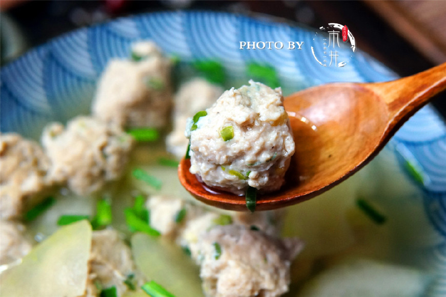 入秋多喝汤，从基础的紫菜蛋花汤说起，学做5道拿手好汤