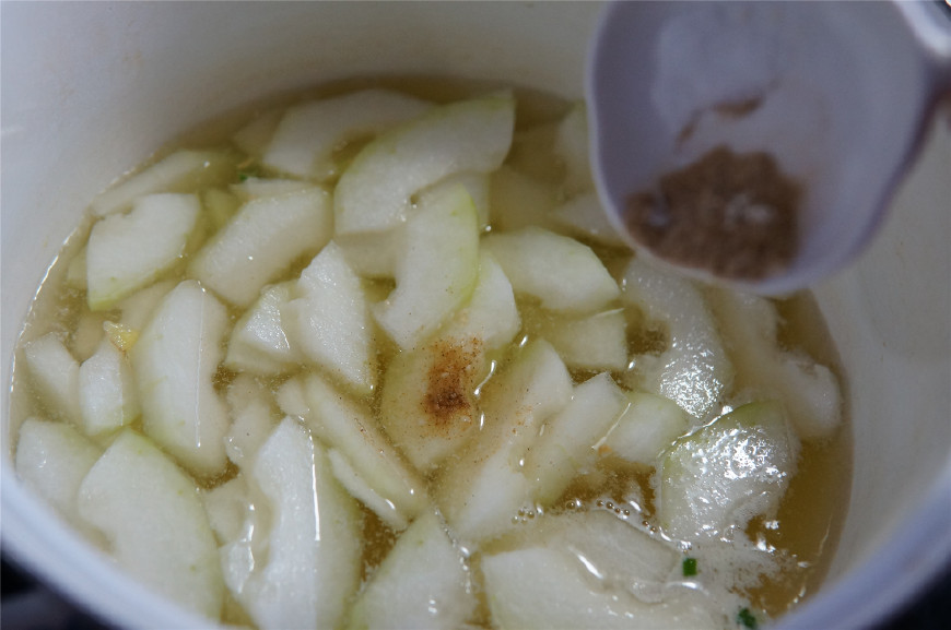 入秋多喝汤，从基础的紫菜蛋花汤说起，学做5道拿手好汤