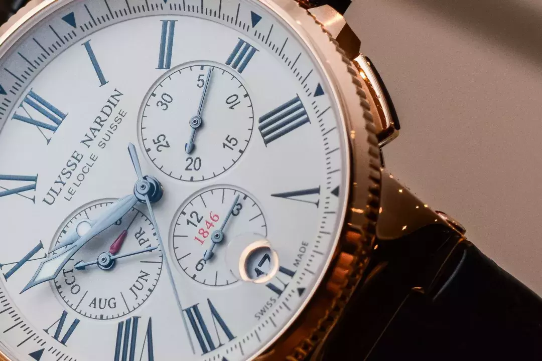 罗马数字13手表上有个r标是什么表