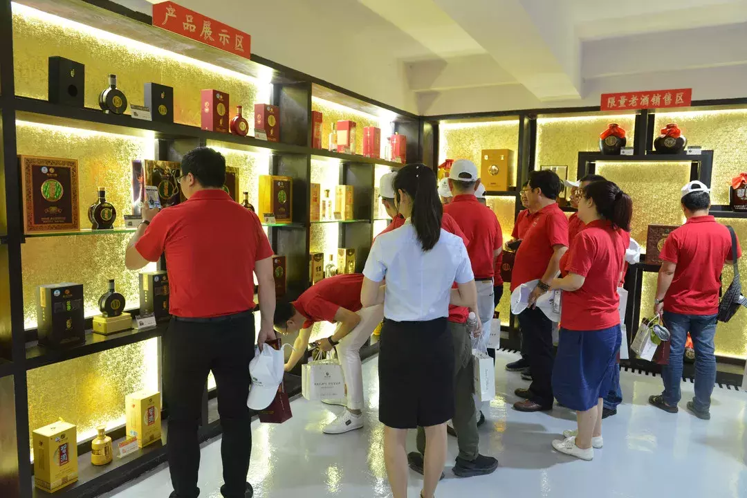 1998年结束亏损-2018年品牌价值近400亿，习酒加入茅台做对了什么