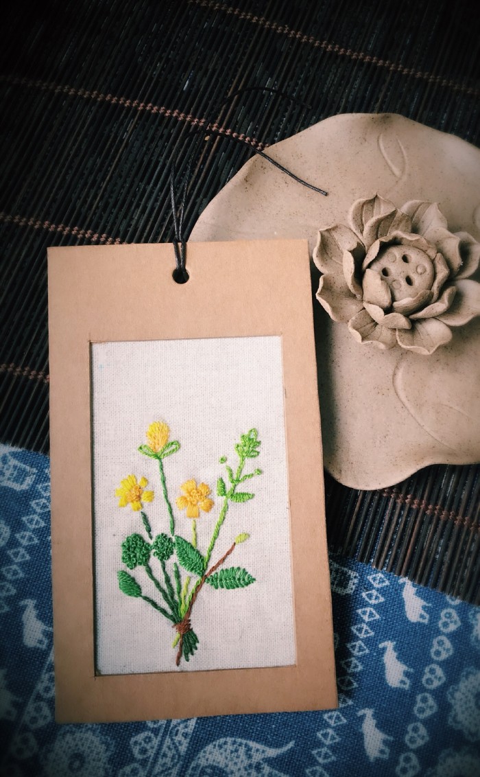 精美书签制作方法图片(手工diy:6种刺绣书签的做法,简单易学,新手小白