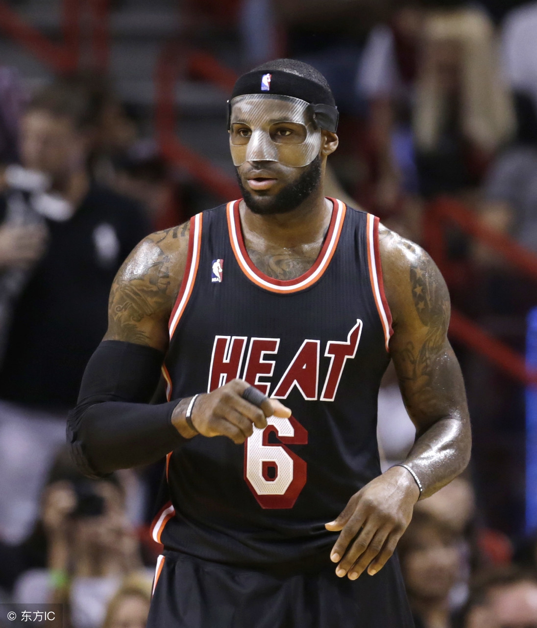 为什么nba的会戴面具（詹姆斯为什么戴上面具了）-华海博客