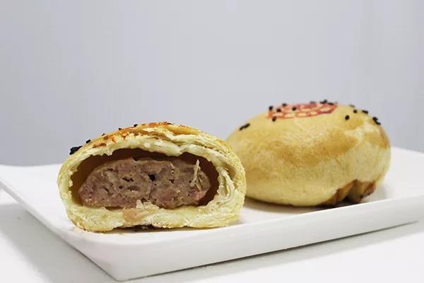 校训月饼、校徽月饼，各大高校纷纷推出个性月饼，学生太有福了！