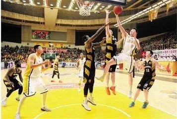 諸暨cba在哪個區打（「資訊」CBA來了！諸暨主場的賽事情況、購票流程……都在這！）