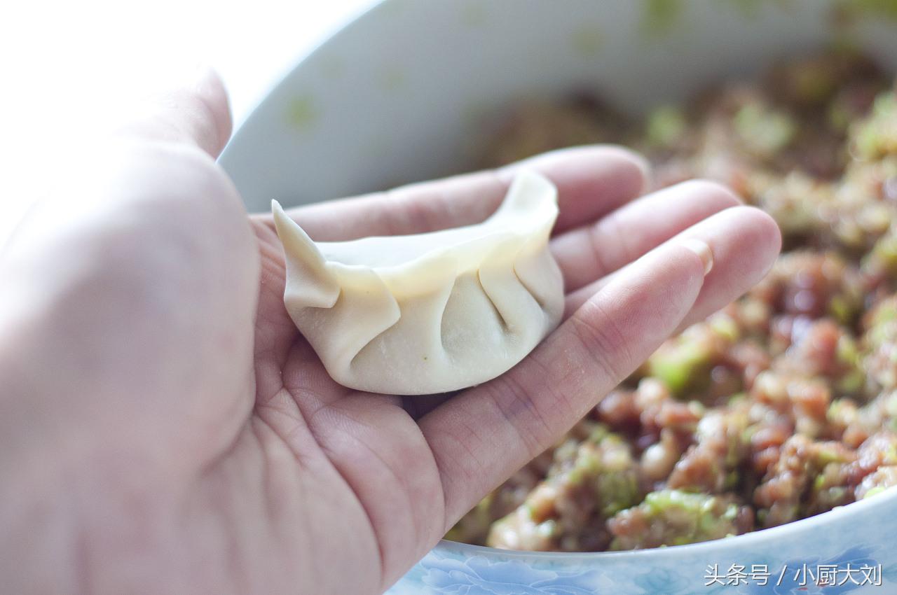 猪肉大葱馅饺子（营养健康猪肉大葱饺子调馅小技巧）