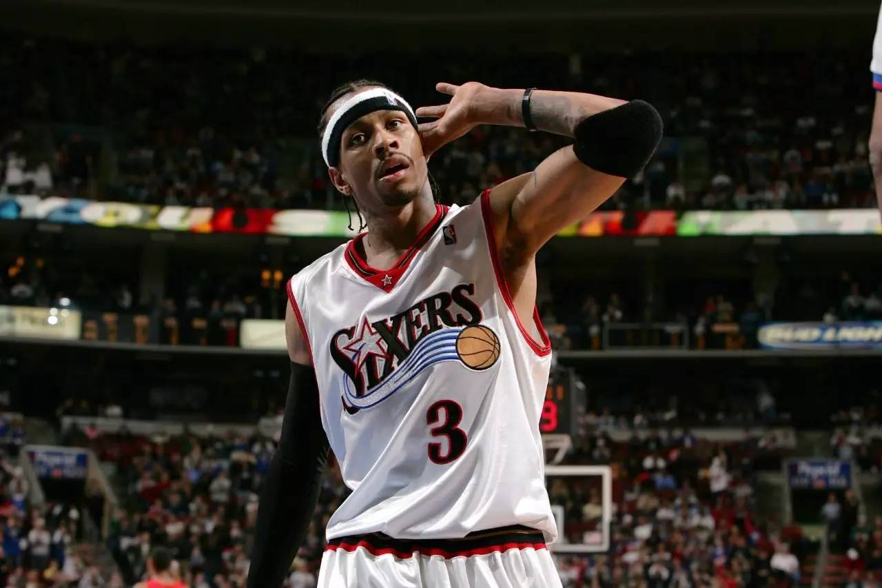 為什么艾弗森退出nba了（08年還是全明星球員，短短兩個賽季后無球可打，艾弗森的隕落）