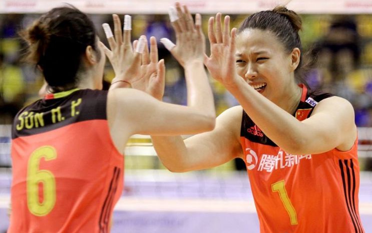 2016女排亞洲杯（女排二隊亞洲杯3-0橫掃日本奪冠！6屆賽事5封王霸氣 劉晏含榮譽MVP）